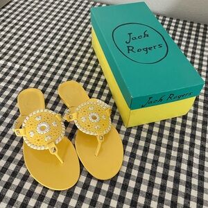 EUC Jack Rogers jellies size 7